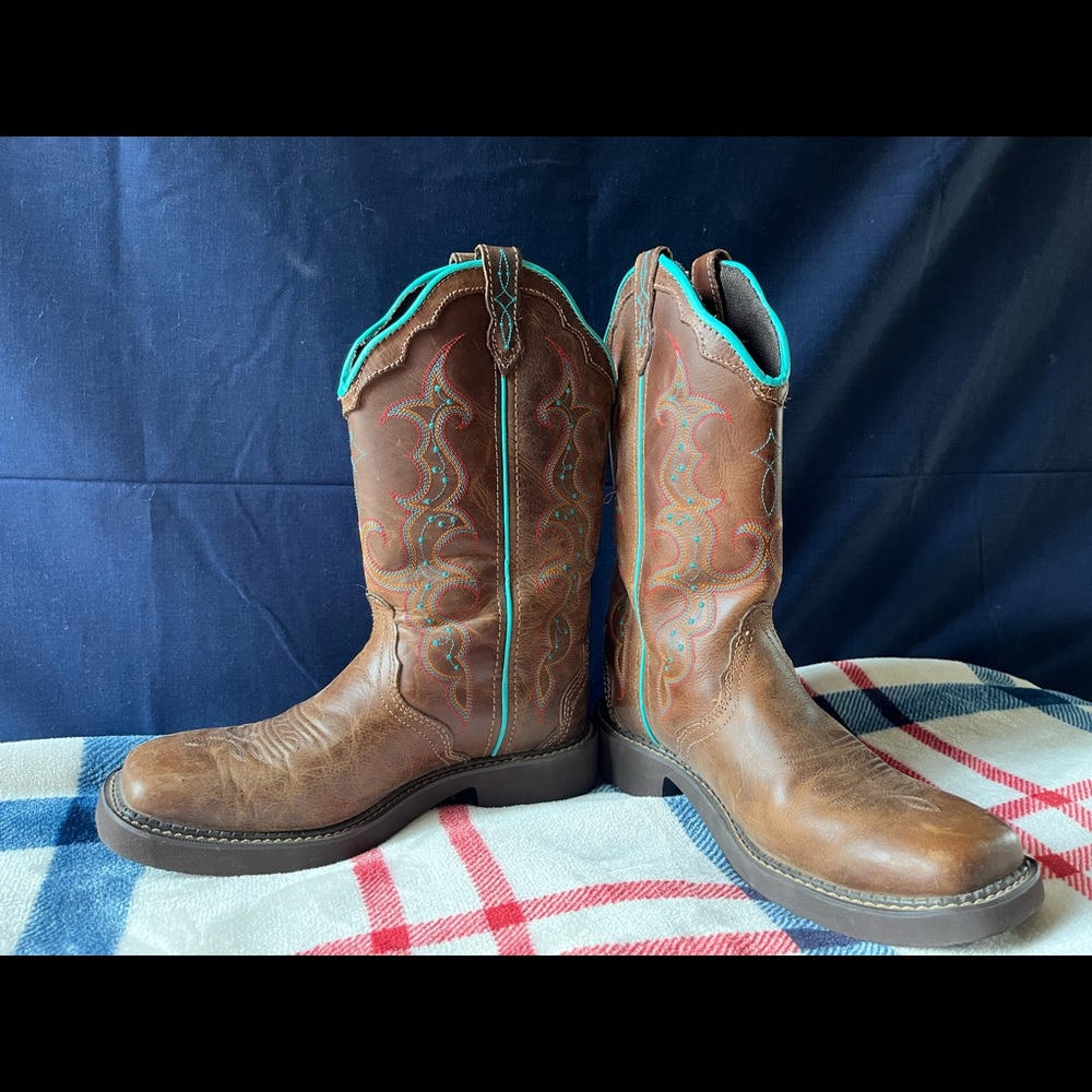 Justin Gypsy size 7.5 boots
